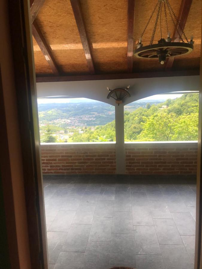 Kuca Za Odmor Magdalena&V Apartment คาปรินา ภายนอก รูปภาพ